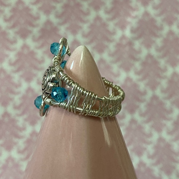 Handmade Wire weaved ring - Picture 4 of 5